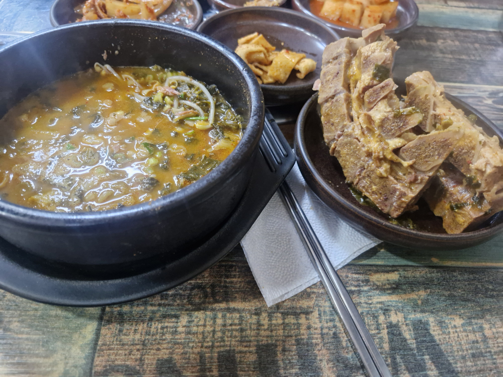 등뼈감자탕 1