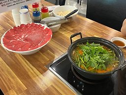 Deungchonsyabeukalguksu incheonyeonsujeom (등촌샤브칼국수 인천연수점) 3