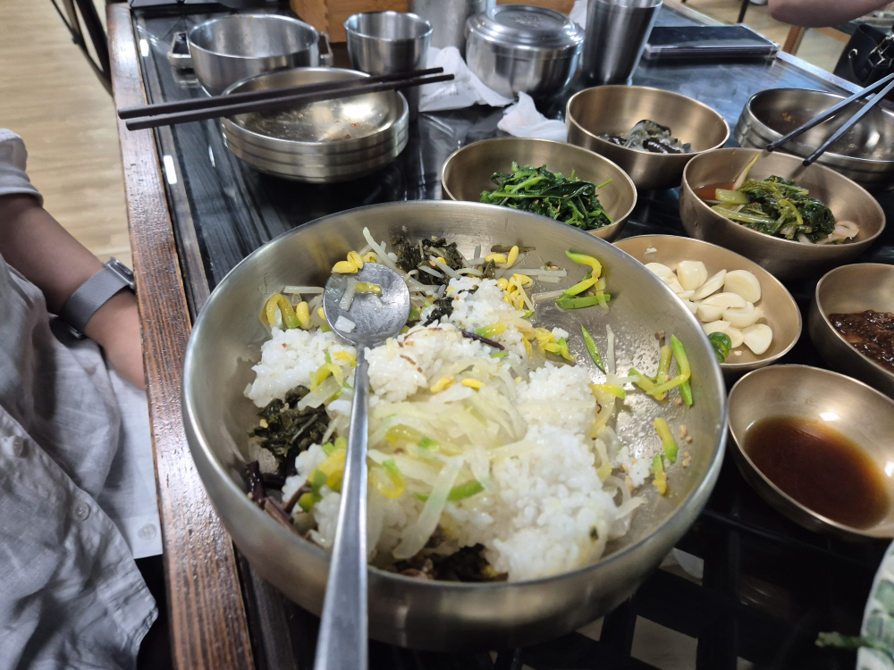 Sinrachonguksu (신라촌국수) 2