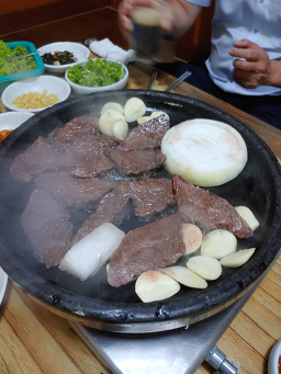 Saesijangsikyuksikdang (새시장식육식당) 1