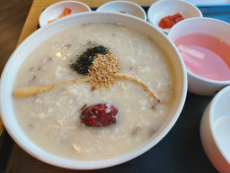 본죽&비빔밥cafe 신촌점 사진 3