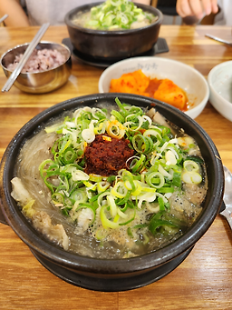 Jejueunhuinehaejangguk (제주은희네해장국) 2