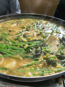 Bontoppyeodagwihaejangguk (본토뼈다귀해장국) 1