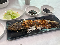 Ilchulhoetjip (일출횟집) 2