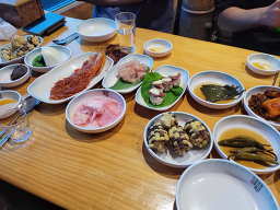 Haengbokhantojongdak (행복한토종닭) 3