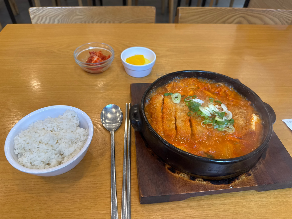 얌샘김밥 4