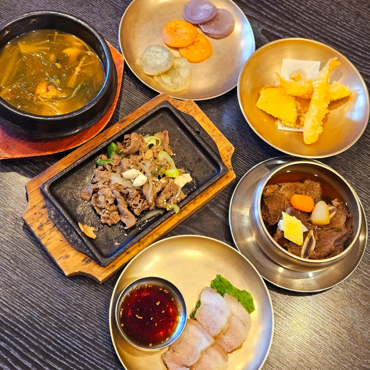 만배성한정식 대표 사진