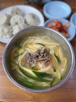 Pyeongyangkalguksu (평양칼국수) 1