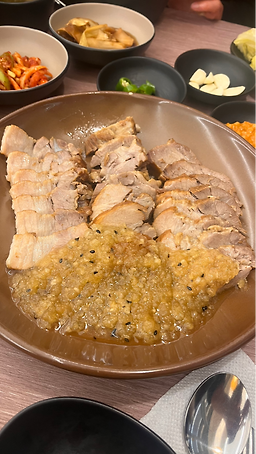 Daedeokgolbossamkalguksu (대덕골보쌈칼국수) 2