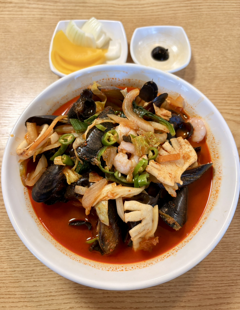 Biryonggwan (비룡관) 1