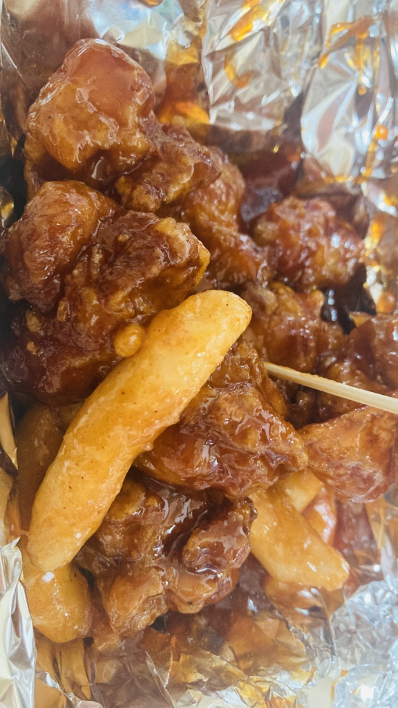 Keunjipdakgangjeong (큰집닭강정) 1