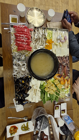 Gyodongjeongolmaeul (교동전골마을) 2
