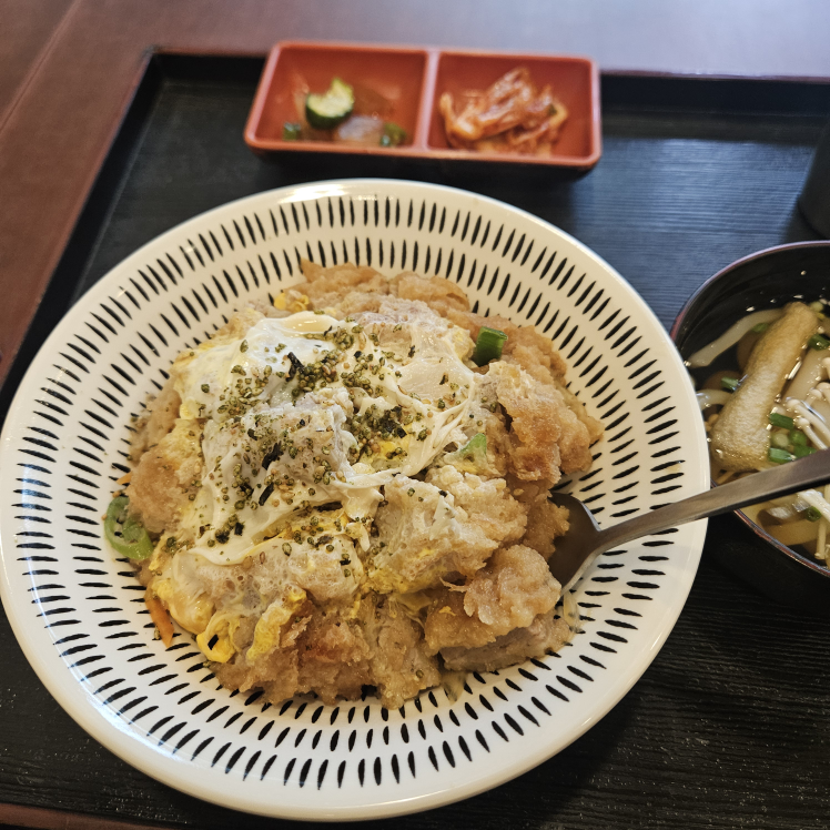 Mechakuchadonghojeom (메차쿠차동호점) 1