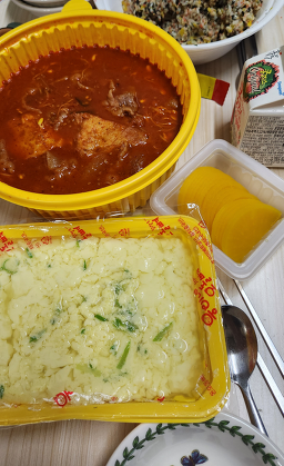 웅이네오돌뼈 방배점 대표 사진