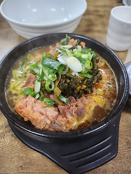 Mubongritojongsundaeguk (무봉리토종순대국) 2