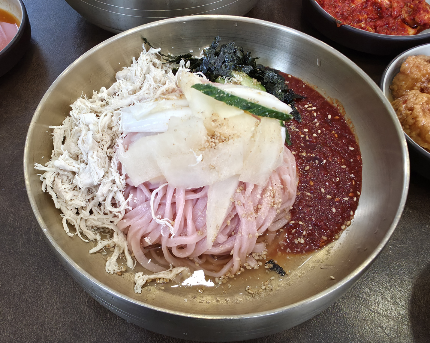 Gyodongdakkalguksu 4