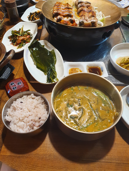 Jeonradojangeomaeul (전라도장어마을) 3