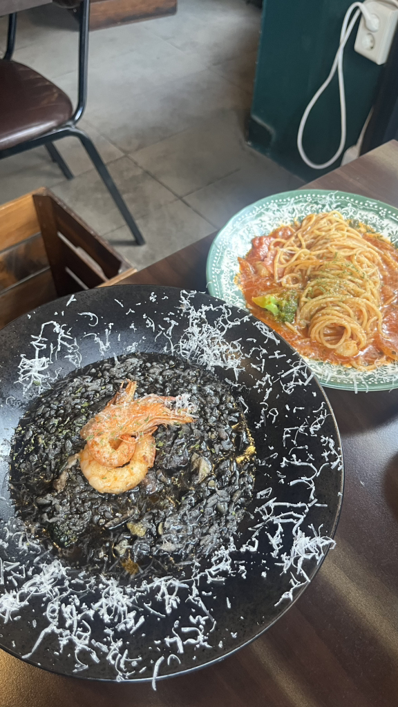 이즈비 대표 이미지