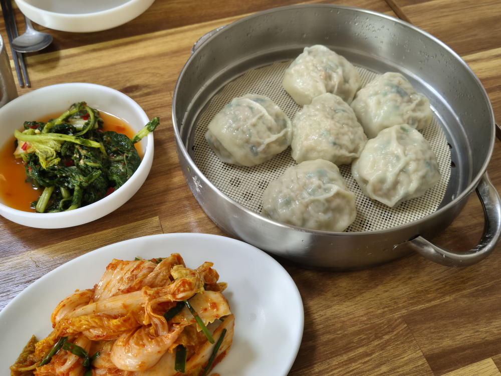 영흥도바지락해물칼국수 1