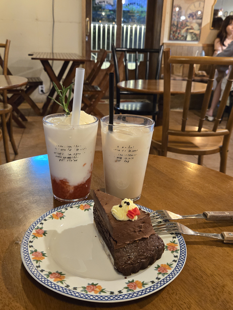 스와로브스키카페