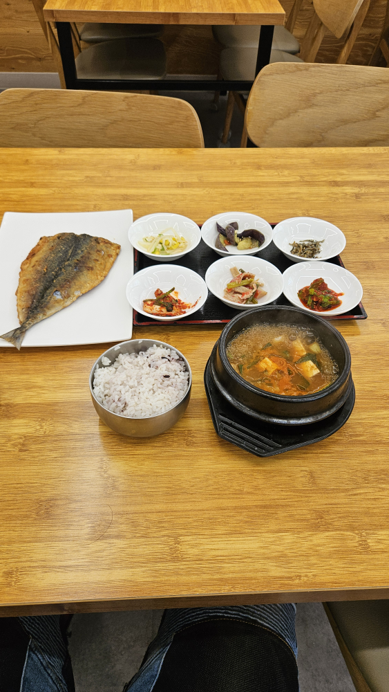 Bapsangmeori (밥상머리) 1