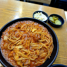 Ttukseutori (뚝스토리) 1