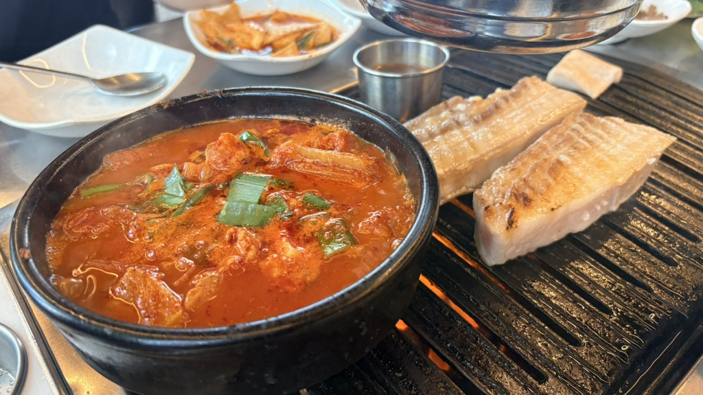 협재더꽃돈 본점 사진 5