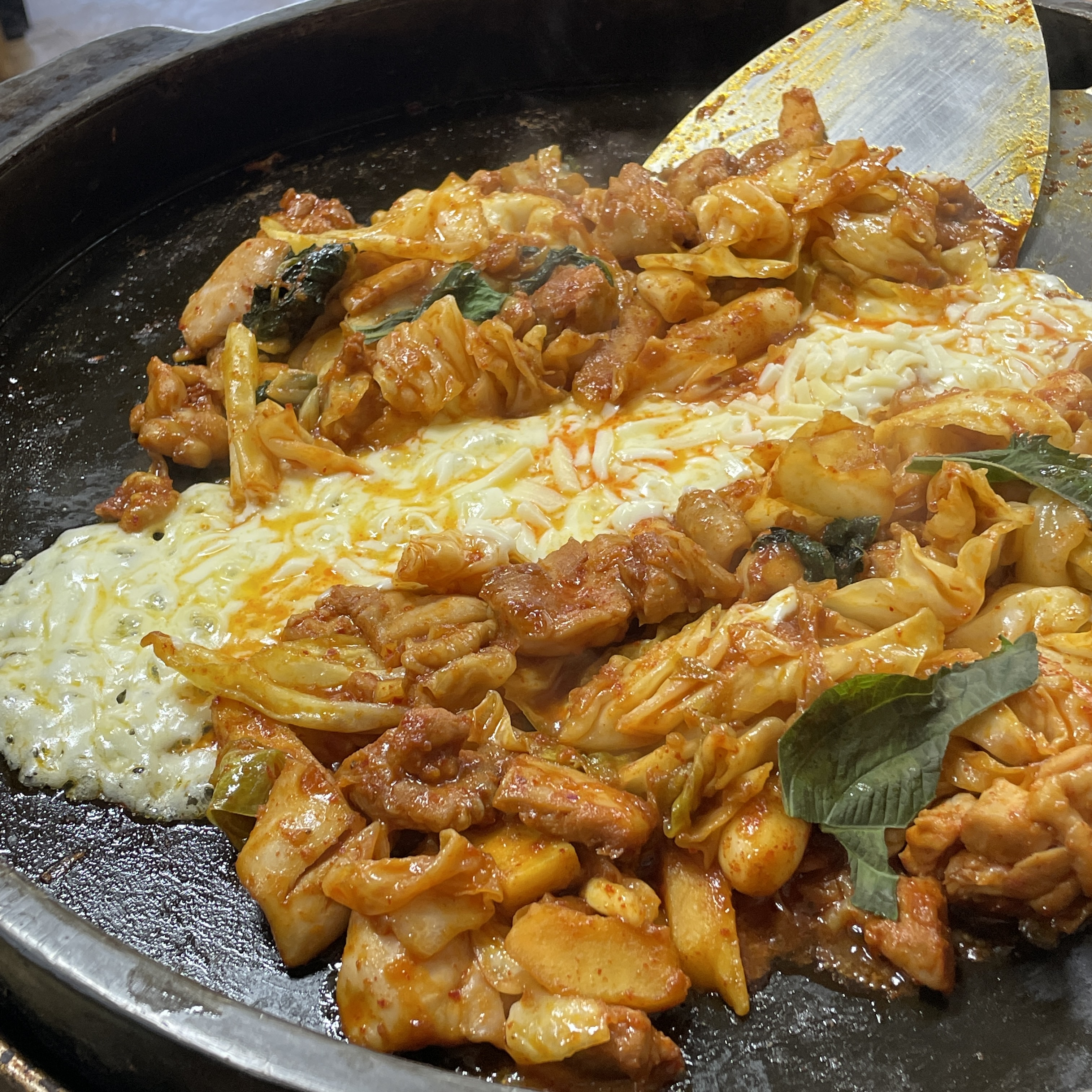 Chuncheondakgalbi (춘천닭갈비) 3