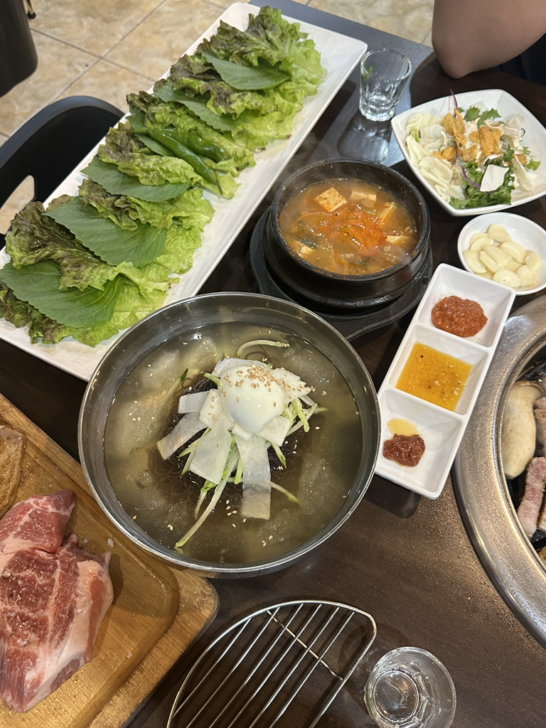 Heukdonyeonga (흑돈연가) 1
