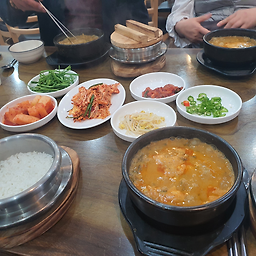 Chunhyanggolnamwonchueotang (춘향골남원추어탕) 3