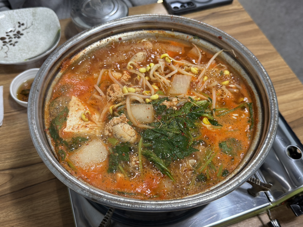 Ttoksunisikdang (똑순이식당) 1