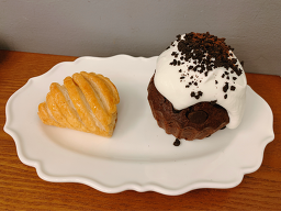 Kape dareukeu (카페 다르크) 3