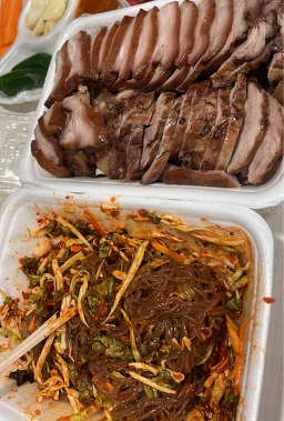 Seoulwangjokbal jinbojeom oe 1 (서울왕족발 진보점 외 1) 1