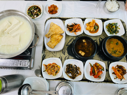 Yullimaeulsikdang (율리마을식당) 2