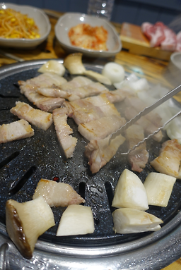소띠돈띠횡성생고기 2