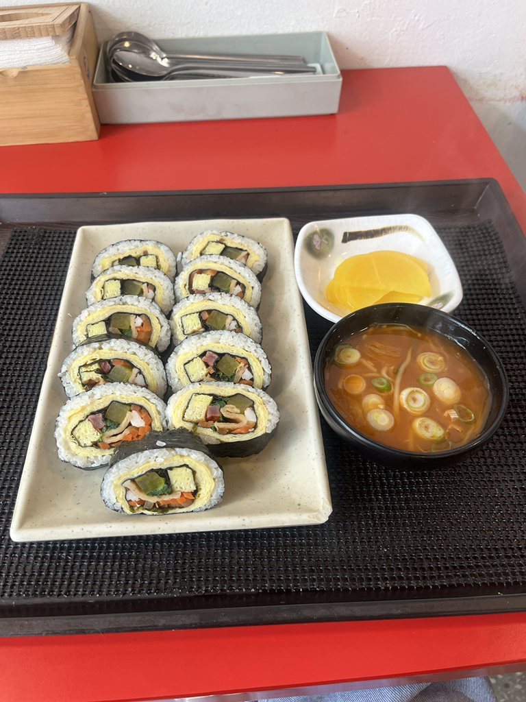 Wanggimbap (왕김밥) 1