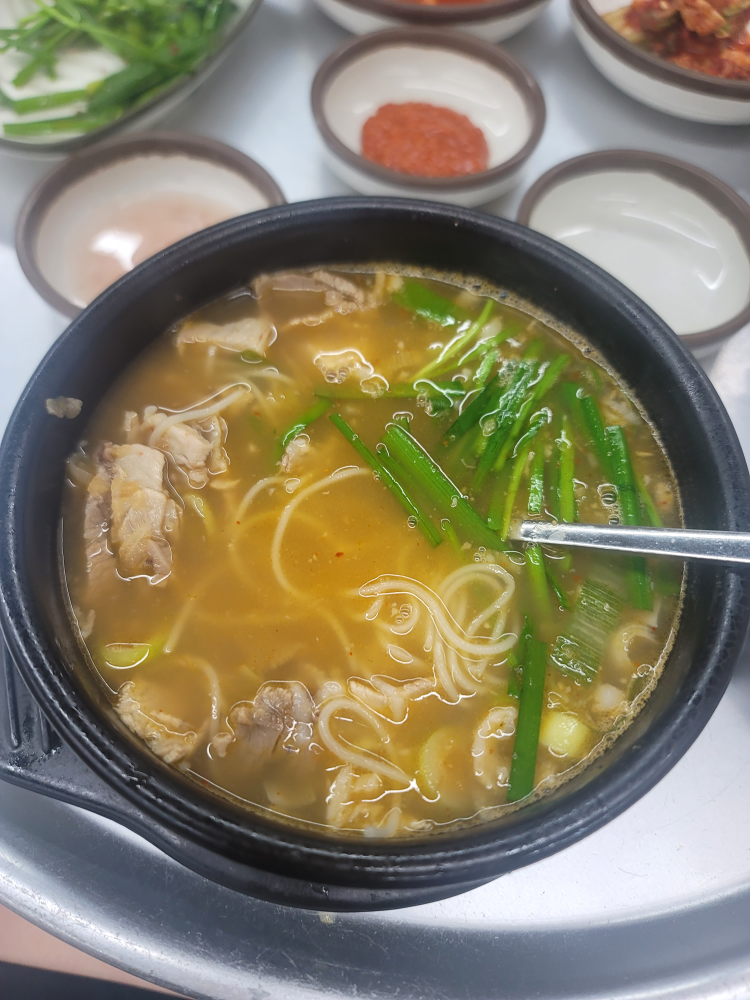 일품장원돼지국밥 3
