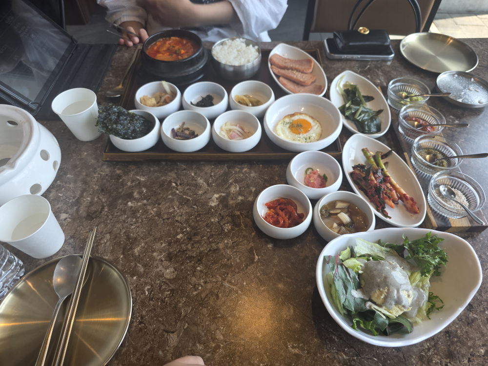 Miraehoegwan (미래회관) 3