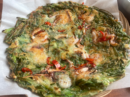 Taphaemulkalguksu (탑해물칼국수) 3