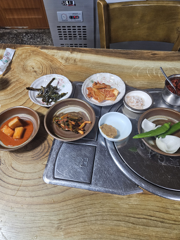 Jangteogukbap (장터국밥) 2