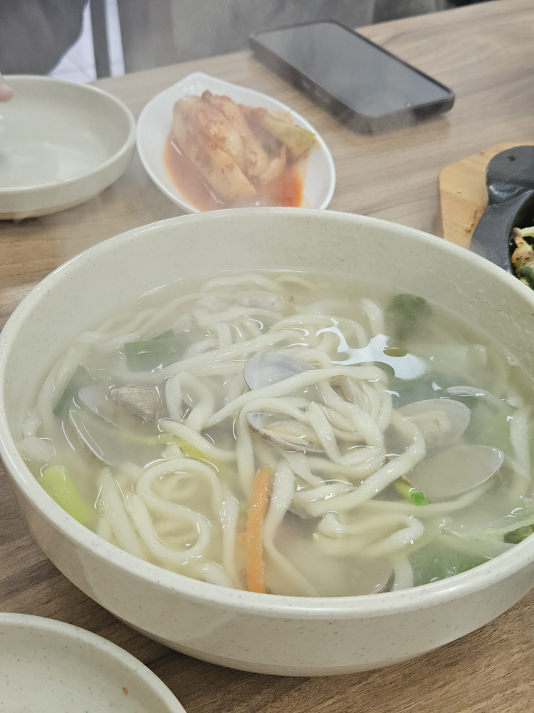 거북섬칼국수 2