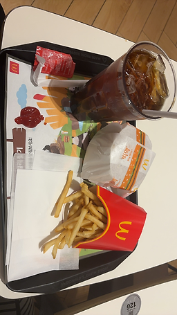 맥도날드 여의도점 사진 2