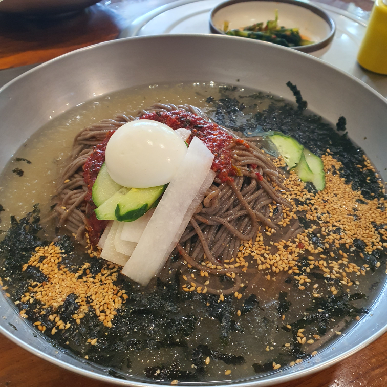 Bongpyeonggohyangmemilchon 6