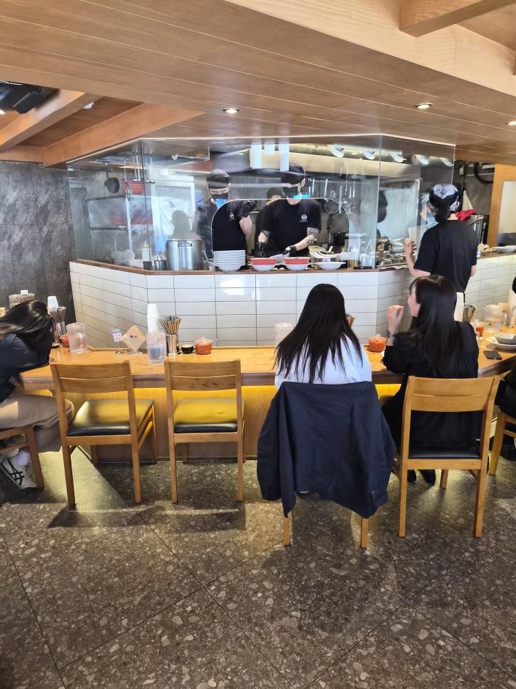 멘노아지 사진 2
