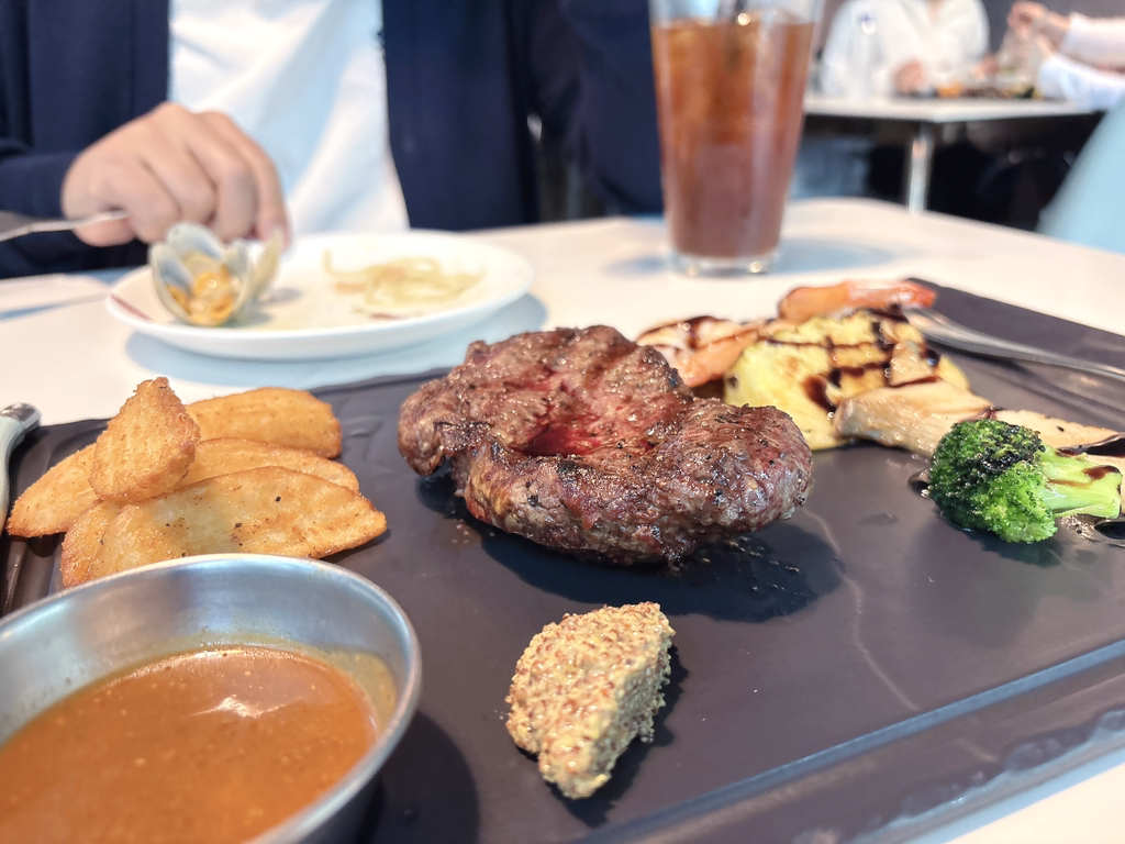 오뜨로 성수 사진 2