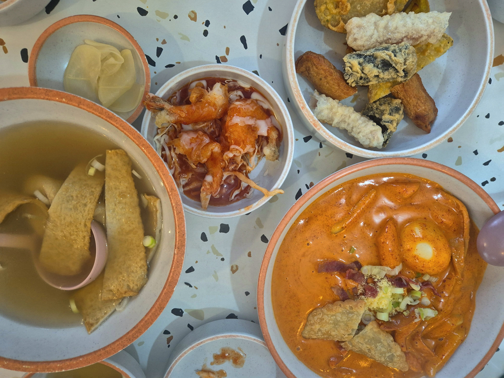 Achasanmaeuntteokboki (아차산매운떡볶이) 2