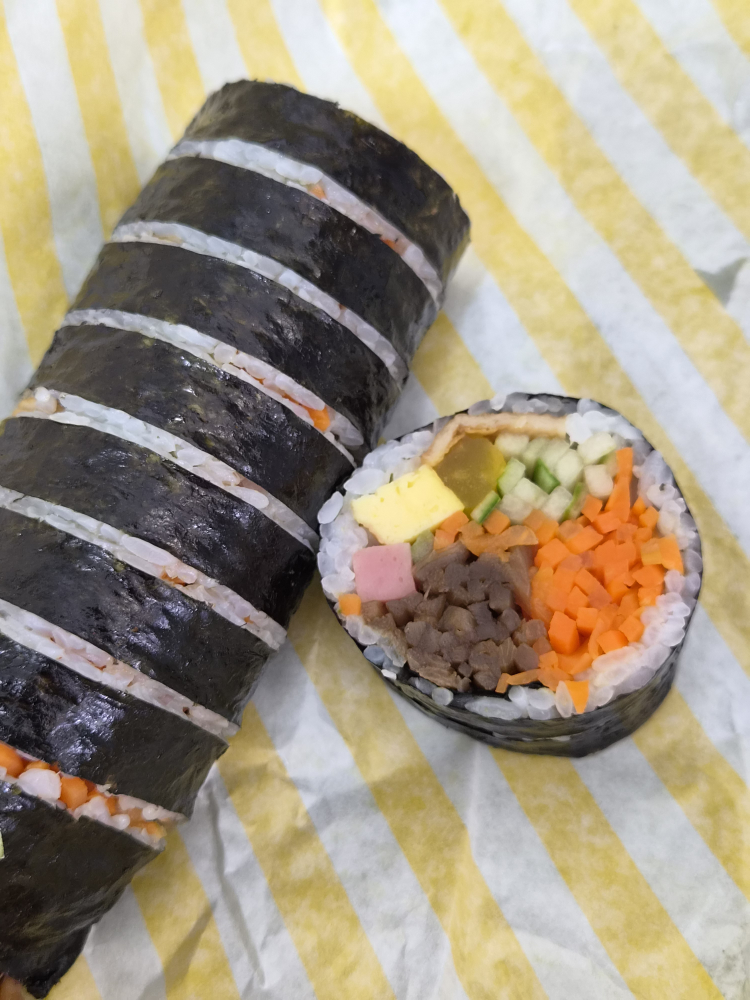 Tongtonggimbap (통통김밥) 1