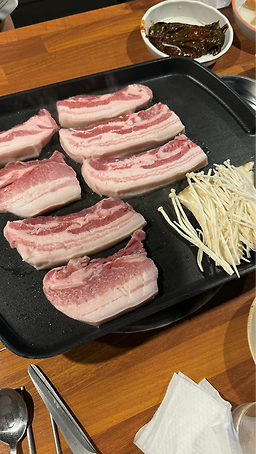 해변의돼지 사진 2
