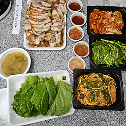 잔치족발보쌈 1