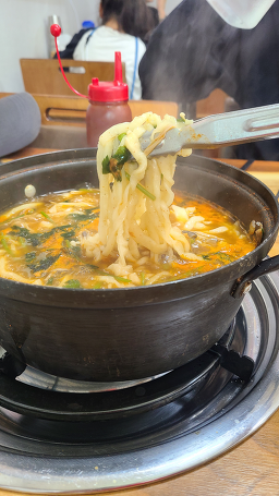 Sangukalguksu (상우칼국수) 2